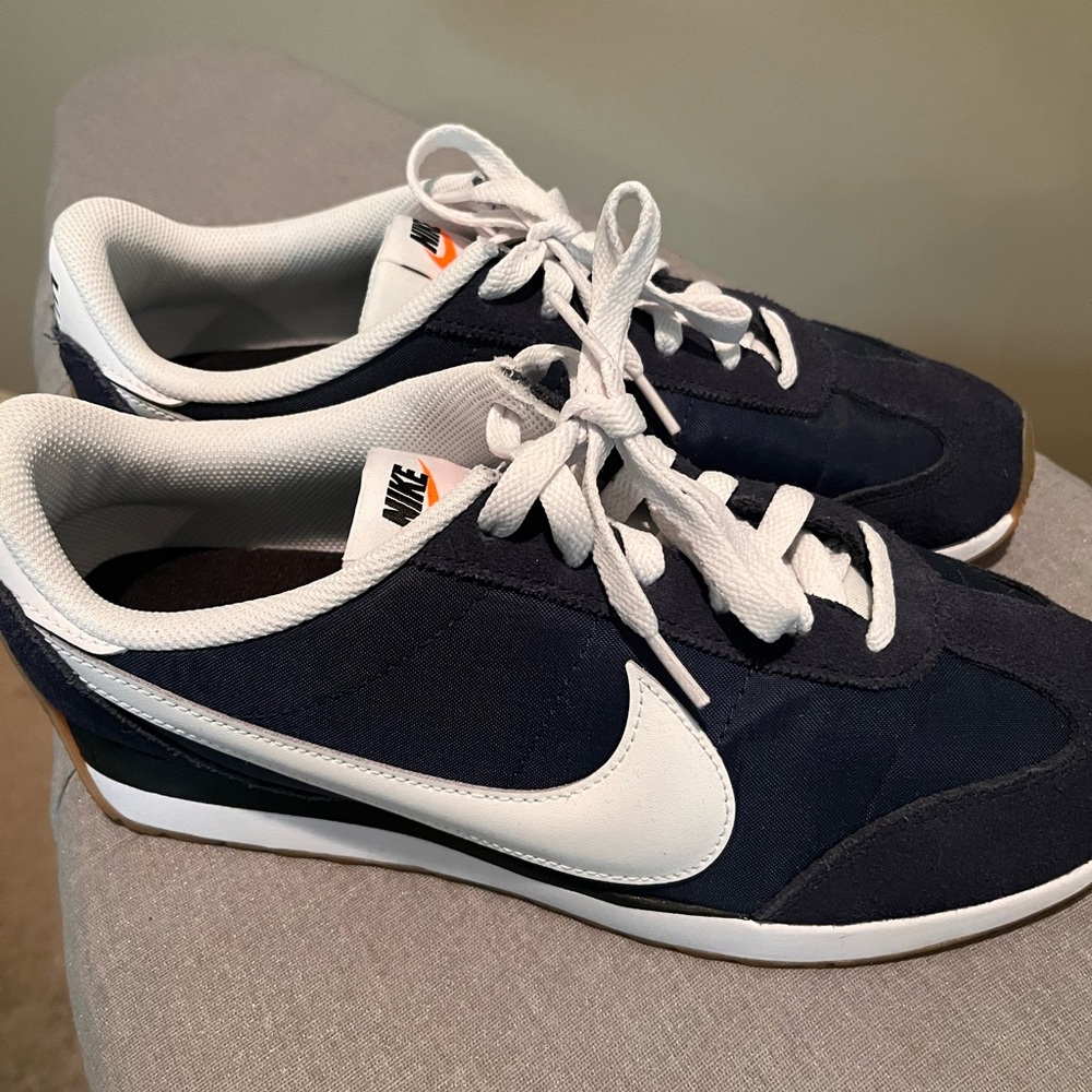 Nike Navy and White Women's Sneakers